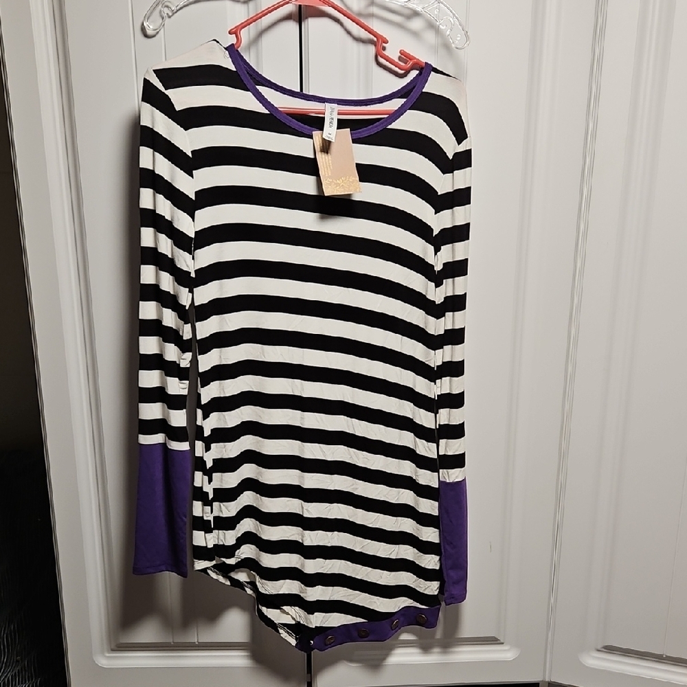 Zenana Outfitters Black and White Striped Top with Purple Trim